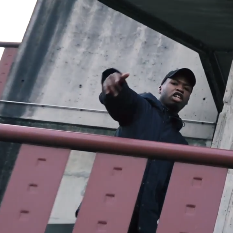 Bruck lâche un street clip